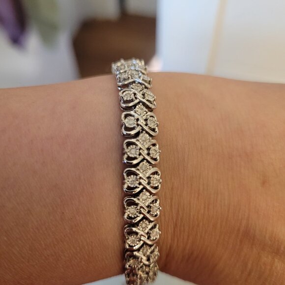 Macy's diamond bracelet - Picture 6 of 6